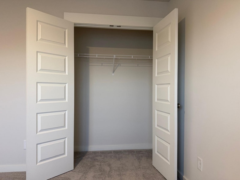 Building Photo - 1806 Tupelo Ln