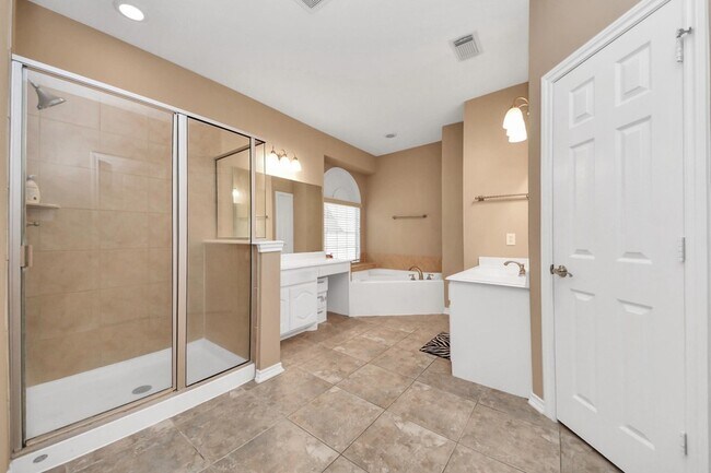 Building Photo - 706 River Delta Ln