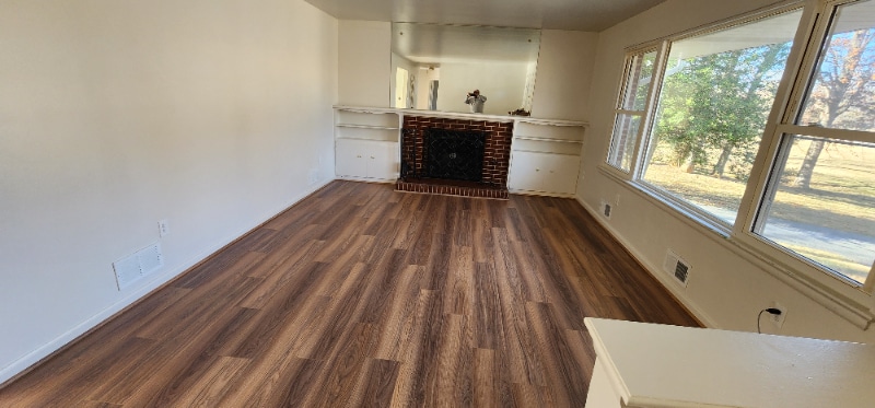 Building Photo - 1001 Orchard Way