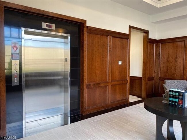 Building Photo - 211 South St