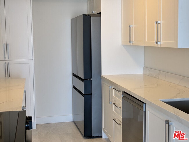 Building Photo - 201 Ocean Ave