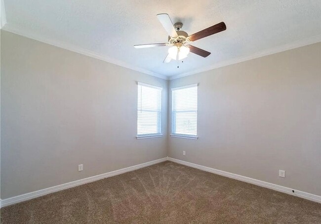 Building Photo - 2 story custom home  Available 9/24/25