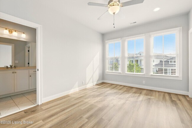 Building Photo - 6218 Mistflower Cir