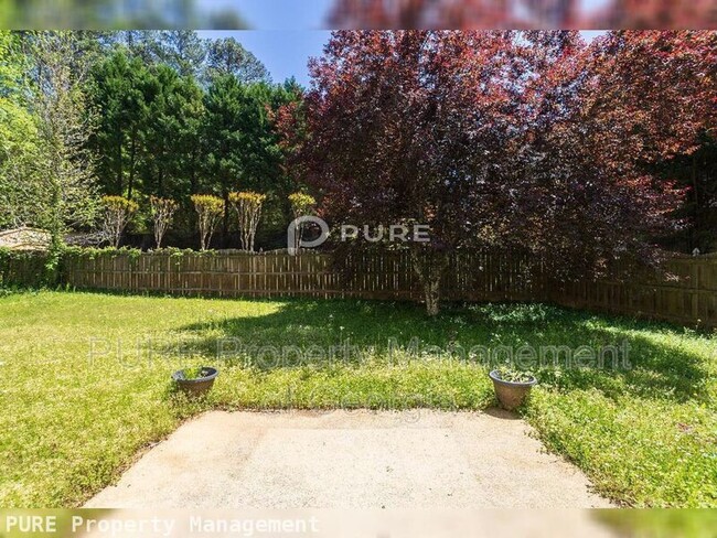 Building Photo - 457 Darter Dr NW