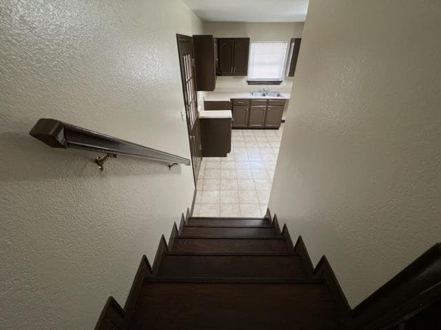 Building Photo - 615 Masterson Rd