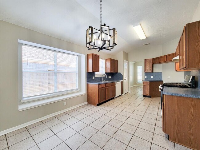 Building Photo - 4226 Daisy Meadow Dr