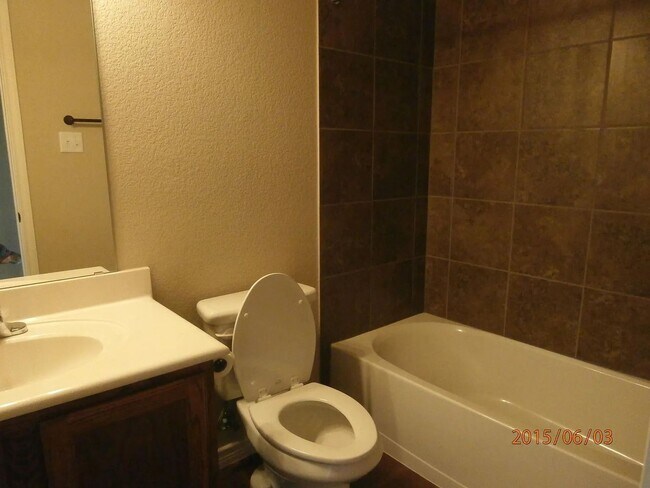 Building Photo - P2-615 Kacie Drive Temple, TX 76502