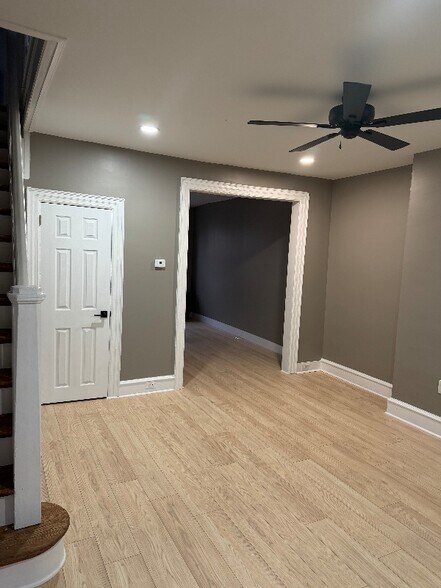 Building Photo - 1240 S Millick St