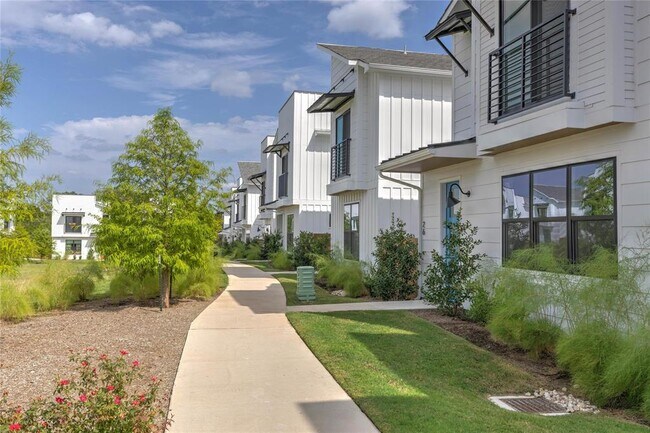 Building Photo - 7601 Cooper Ln
