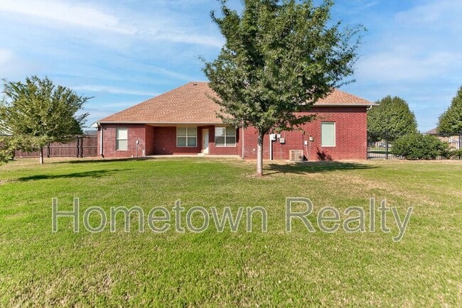 Building Photo - 4214 Topaz Cir