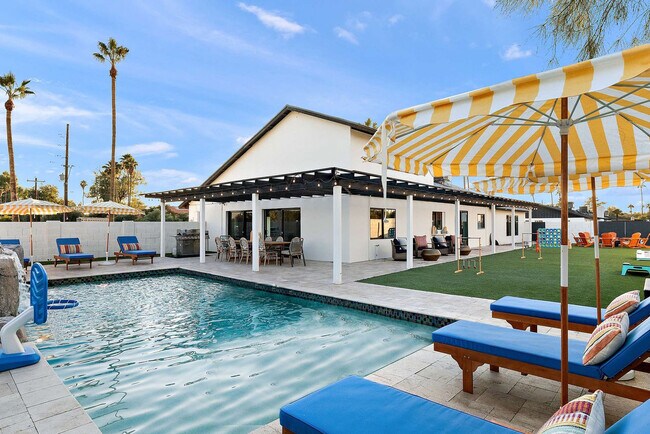 Building Photo - 12201 N 58th Way