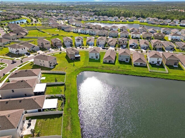 Building Photo - 16638 Mosaic Oar Dr