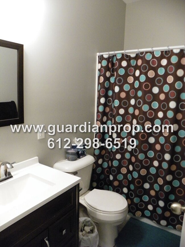 Building Photo - 1783 W Dayton Ave