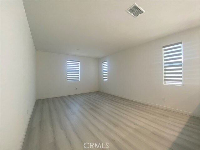 Building Photo - 2932 E Silver Sky Dr