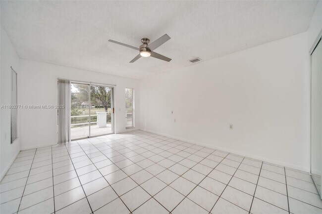 Building Photo - 11640 NW 39th St