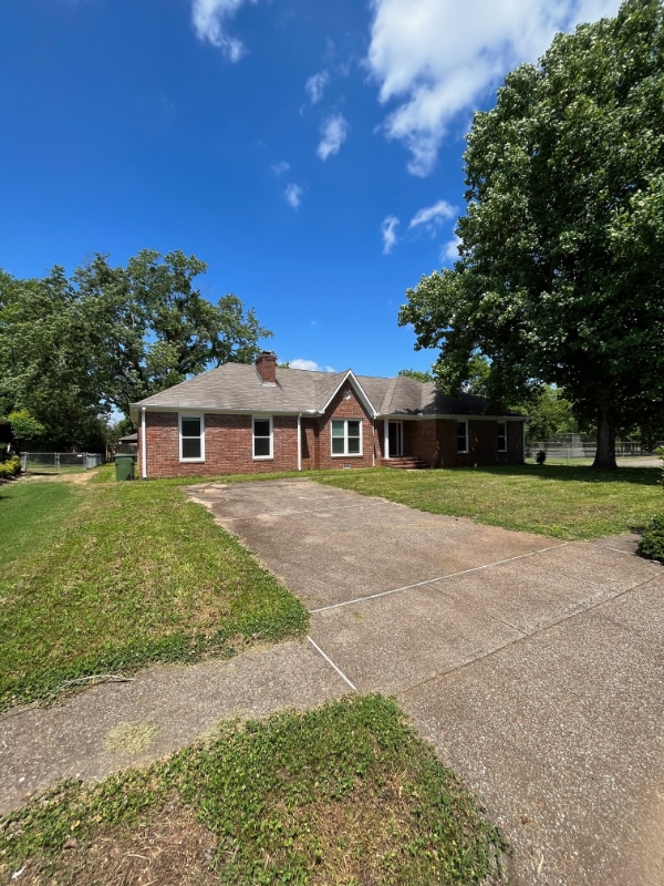 10443 Fielding Dr SW 10443 Fielding Dr SW Huntsville AL 35803