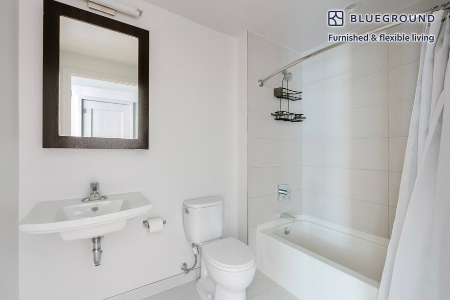 Building Photo - 770 Maine Ave SW