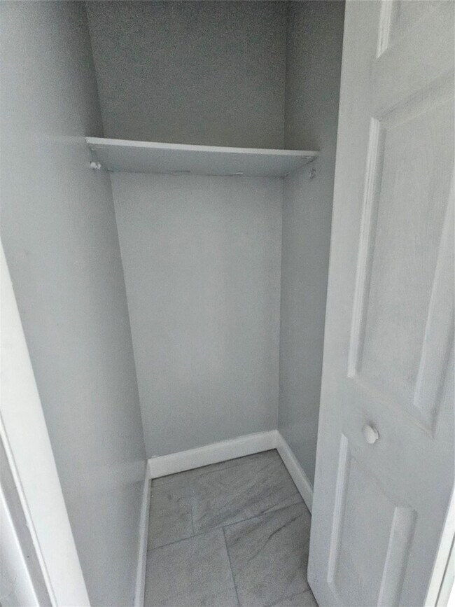 Building Photo - 15600 NW 7th Ave