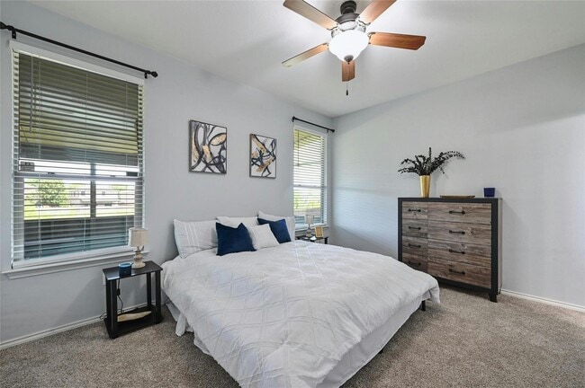 Building Photo - 451 New Bridge Dr