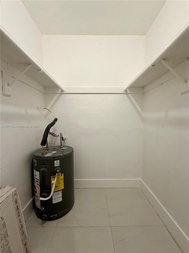 Building Photo - 3100 NW 135th St