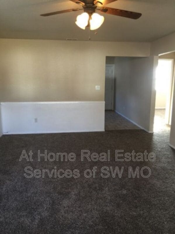 Building Photo - 2810 W College St