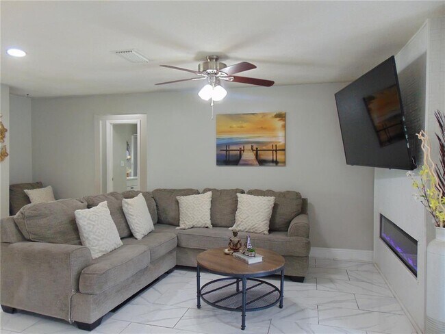 Building Photo - 4706 Tampa Downs Blvd