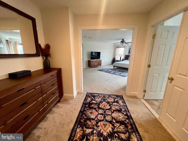 Building Photo - 101 Richards Way