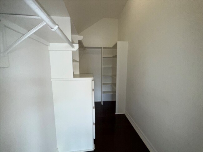 Building Photo - 8233 Hickok Ln