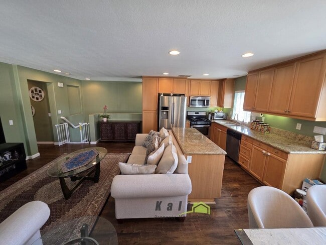 Building Photo - 1439 Trouville Ln