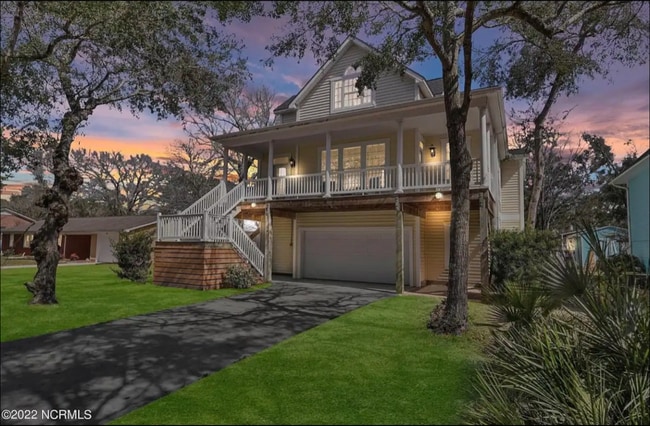 Primary Photo - Buck/Brickner Beach House