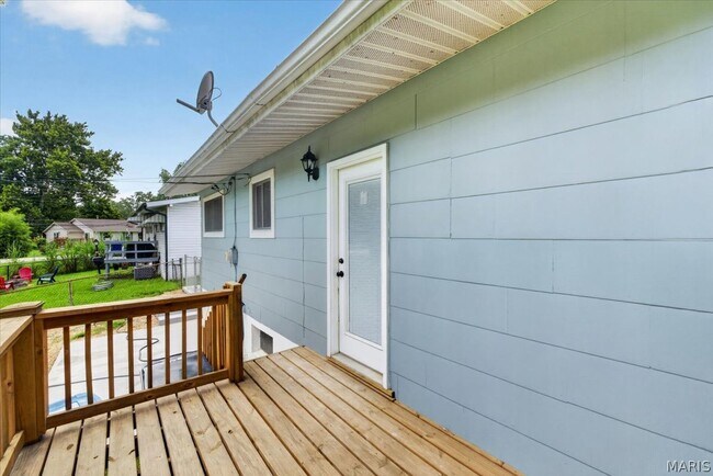 Building Photo - 10530 Meath Dr