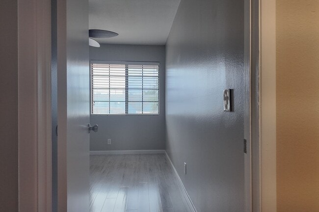 Building Photo - Modern Comfort with Pool & Spa in The Lakes – Solar Equipped Home