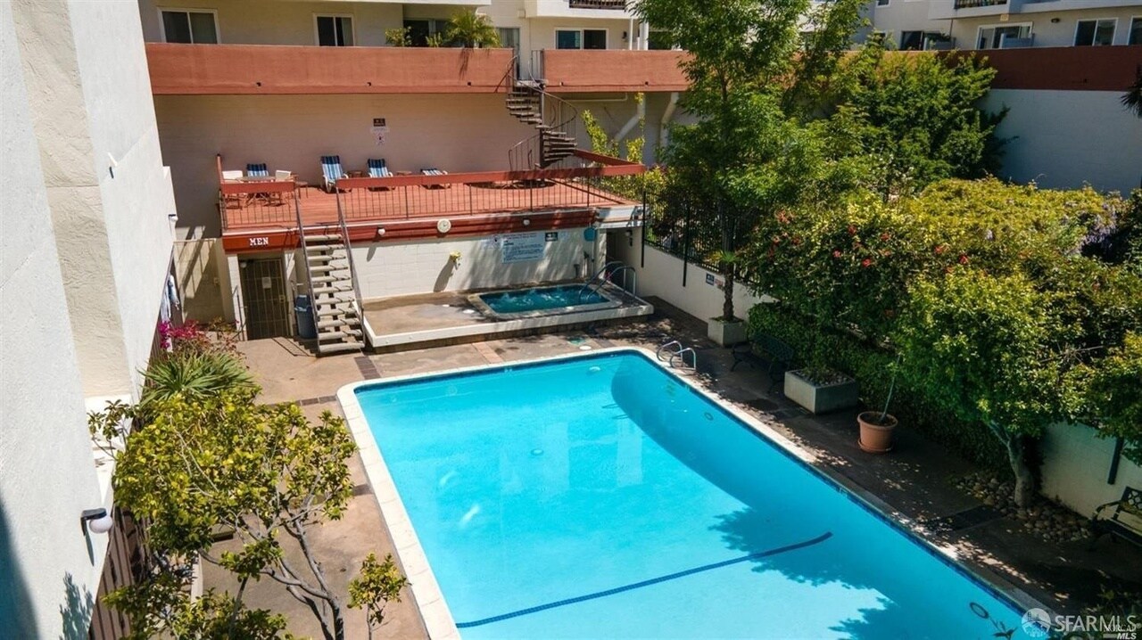 Building Photo - 288 Whitmore St