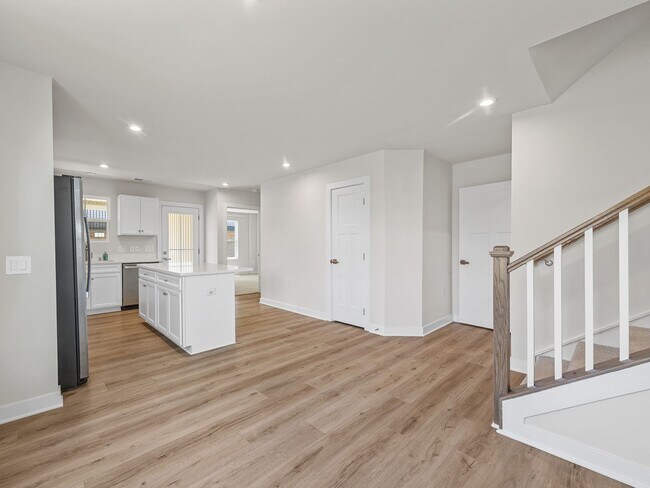 Building Photo - Move In Special - Greenville Dream Townhome: Modern 3 BR, 2.5 BA Steps from the Swamp Rabbit Trai...