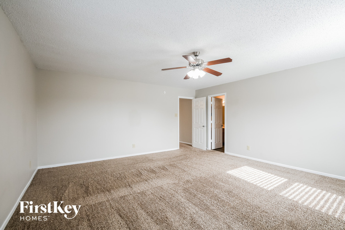 Building Photo - 12141 Belfry Dr