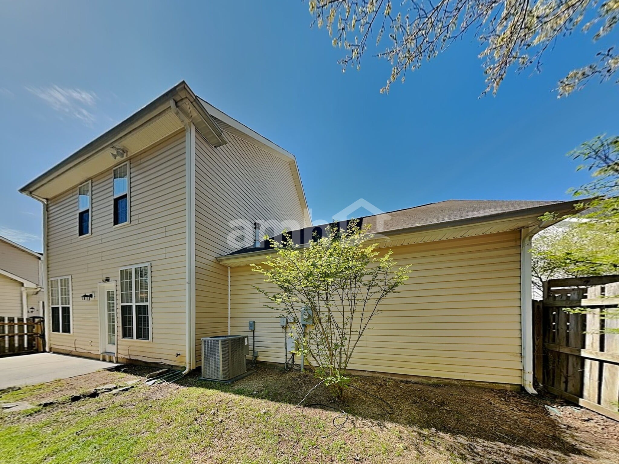 Building Photo - 6106 Trevor Simpson Dr