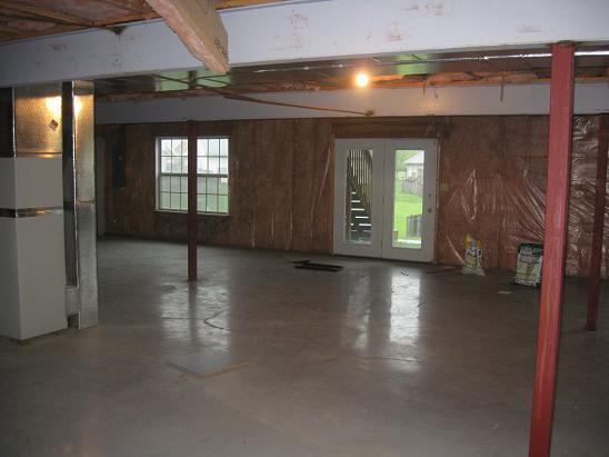 Building Photo - Chilesburg home with full unfinished basement  260409
