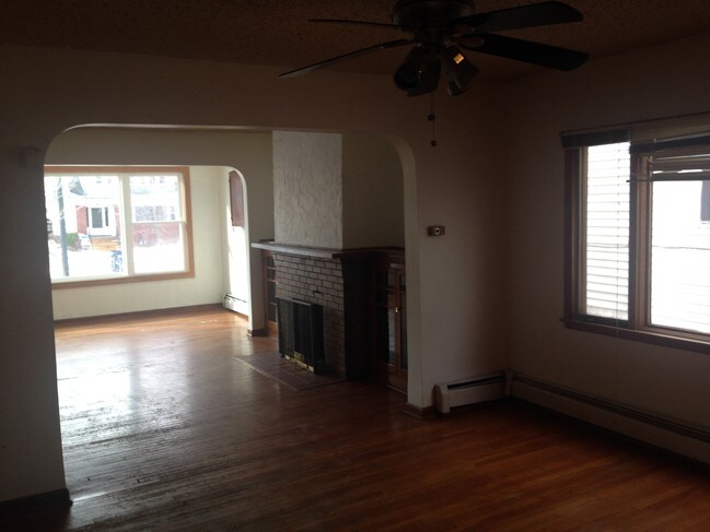 Building Photo - 165 Colvin Ave