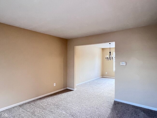 Building Photo - 5913 Sandalwood Dr