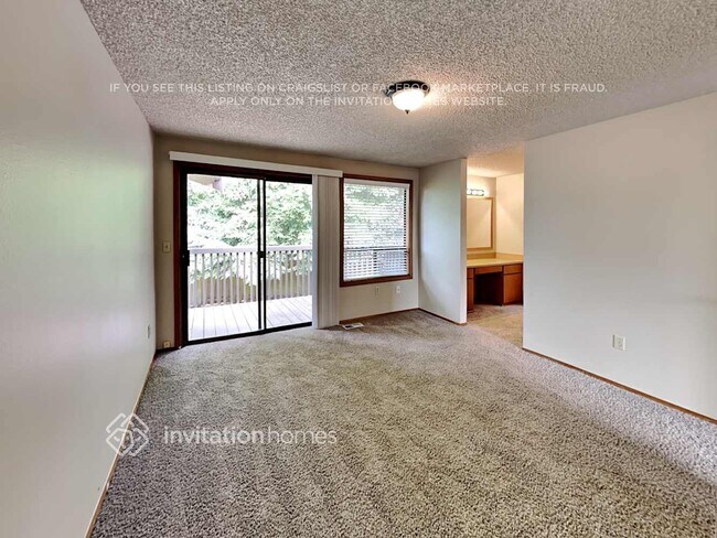 Building Photo - 9919 Zircon Dr SW