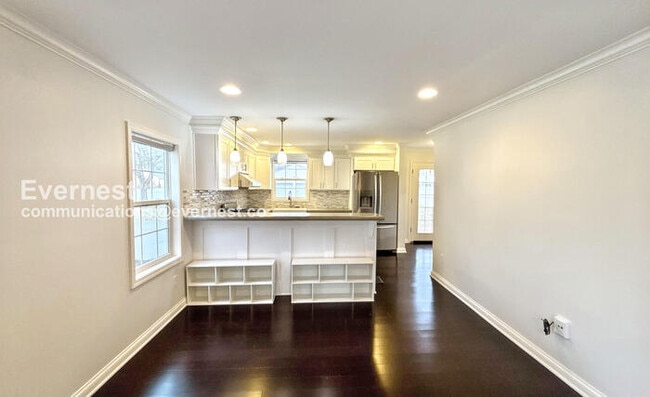 Building Photo - 616 Eastmoor Blvd