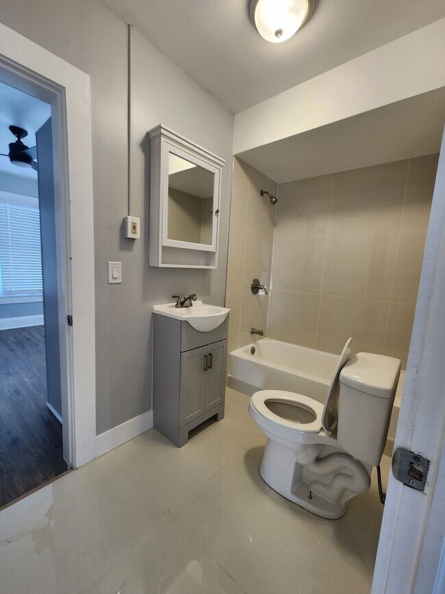 Building Photo - **UNDER NEW MANAGEMENT **   Renovated 2 Be...