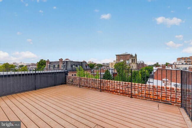 Building Photo - 1620 15th St NW