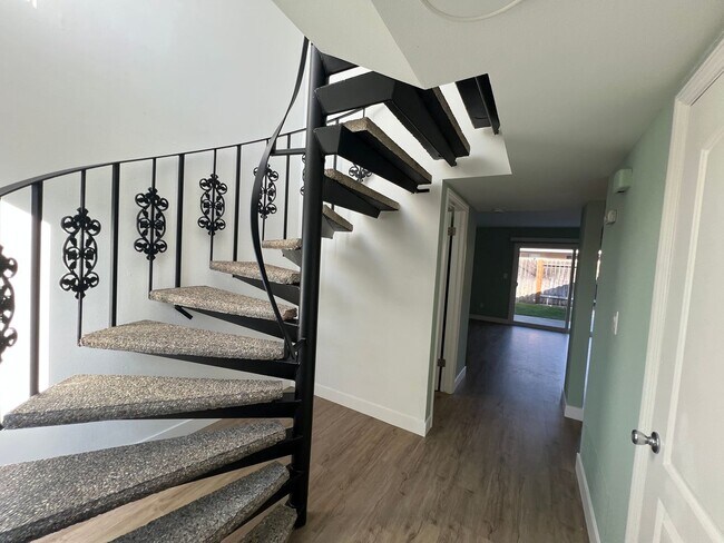 Building Photo - 14542 Carfax Dr