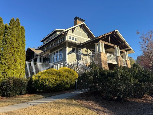 Building Photo - 1705 Barfield Run NW