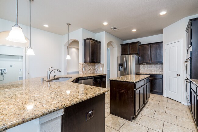 Building Photo - 22918 Caverly Ln