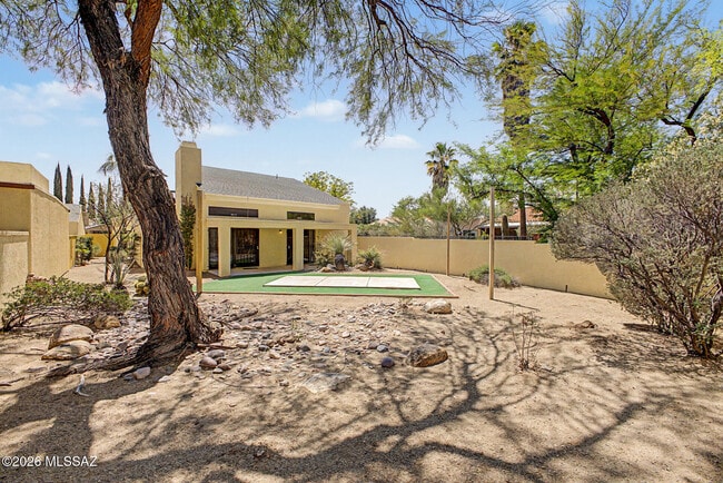 Building Photo - 5250 Woodspring Dr