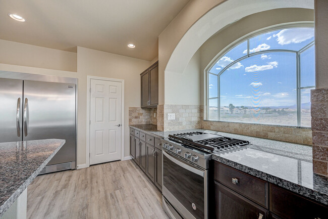 Building Photo - 706 Eros Ct