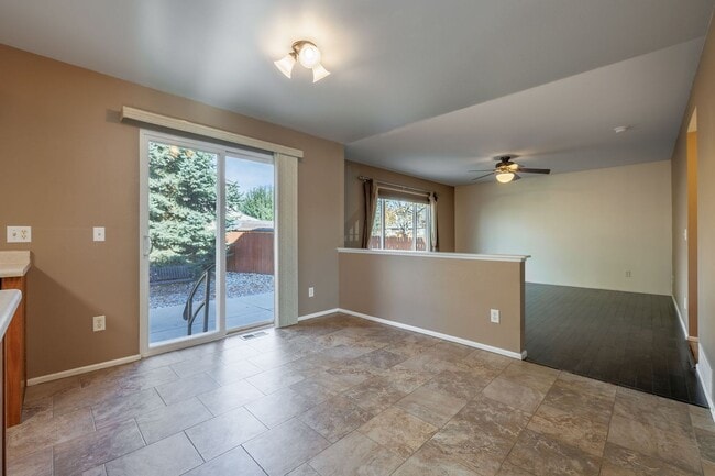 Building Photo - Beautiful 4 bedroom 2-story home in 80925