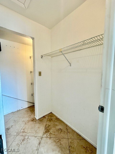 Building Photo - 4790 S Cleveland Ave